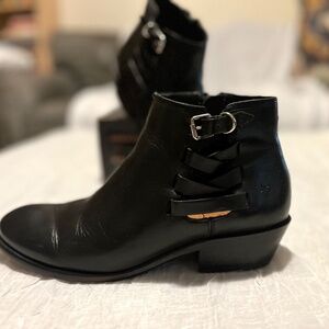 Frye Carson Belted Bootie, Black 8.5